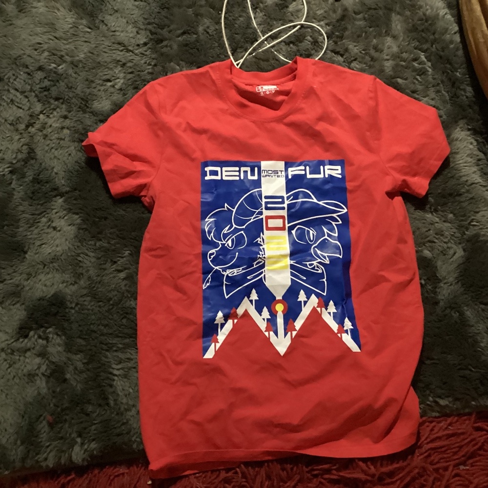 Denfur t shirt